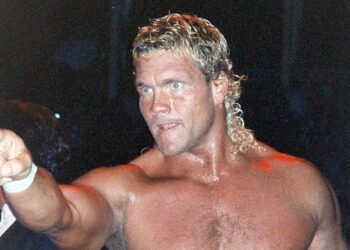 Mandy Coombes, CC BY-SA 2.0 , via Wikimedia Commons